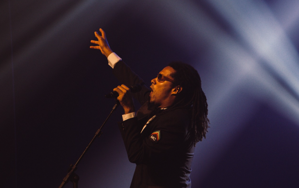 Marley Concert faz apresentação gratuita no Rio Tavares, em Florianópolis. - crédito Divulgação
